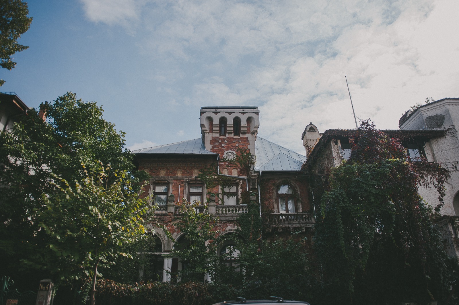Explorează Bucureștiul: La pas prin zona Dorobanți – Capitale