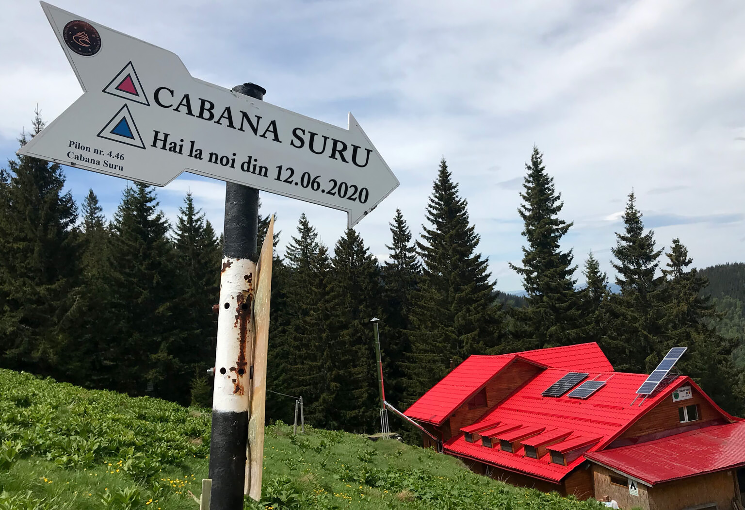 Drumetie in Muntii Fagaras pe Varful Moasa si Varful Suru