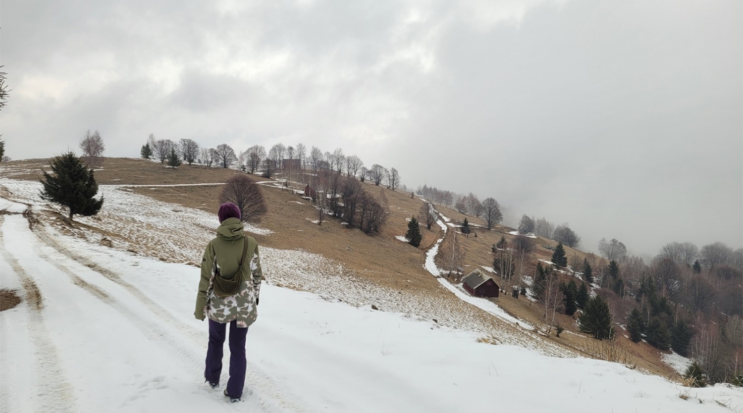 Drumeție în familie pentru căutarea cadourilor pierdute de Moș Nicolae