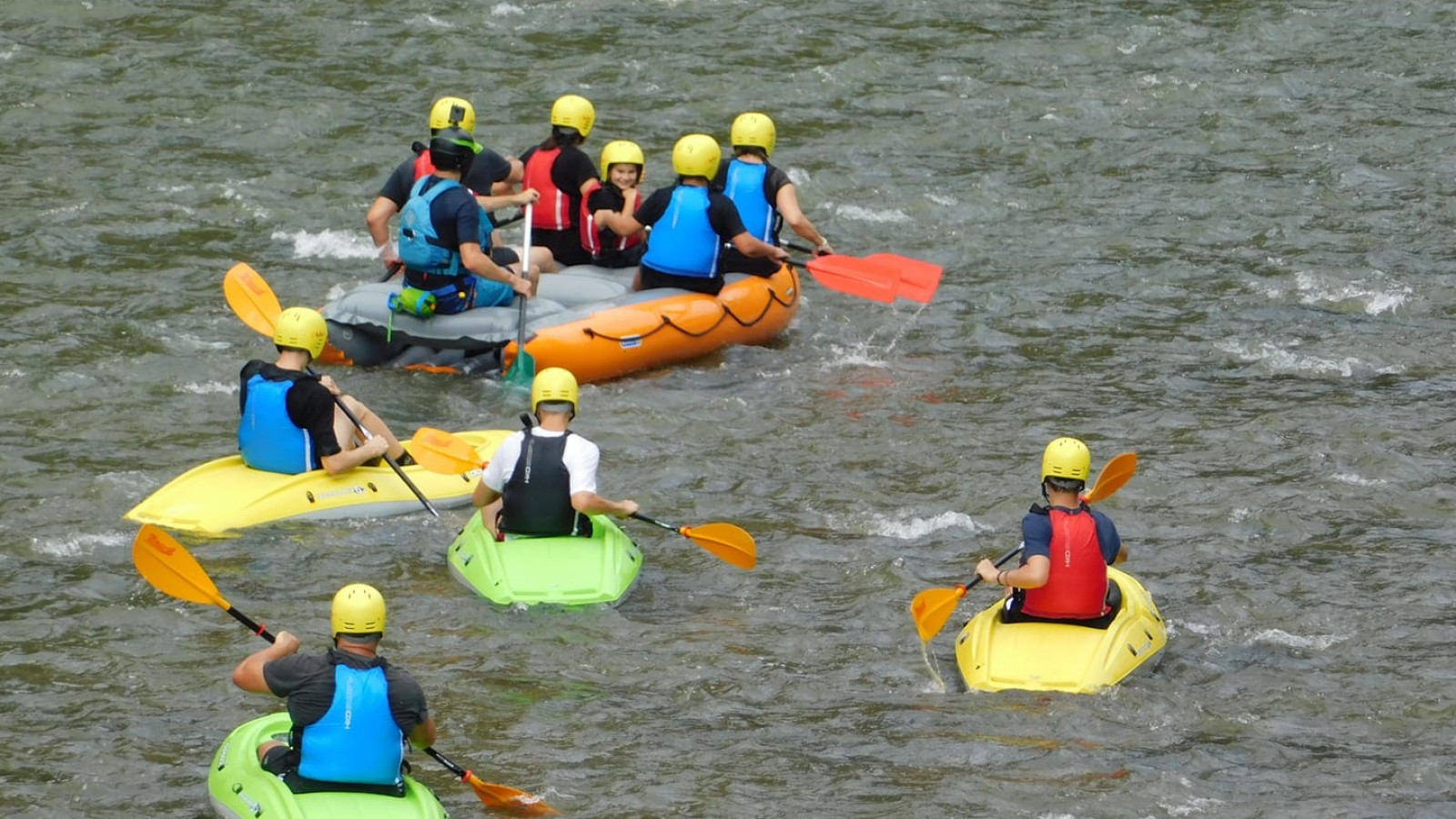 Ture de caiac pe râul Bistrița